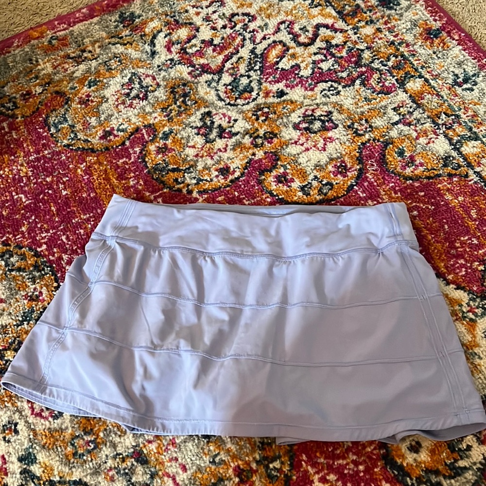 Lilac Lulu Lemon pace rival tennis skirt, size 10
